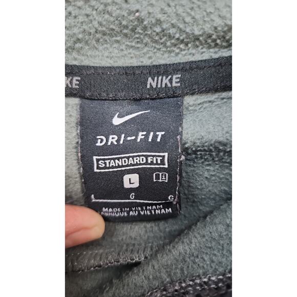 Nike Dri Fit Black Standard Fit Pullover Hoodie Men's Size Large - Picture 6 of 8